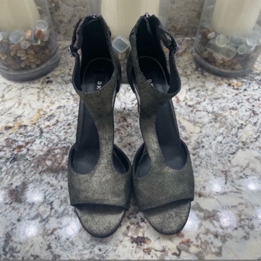 DKNY HEELS